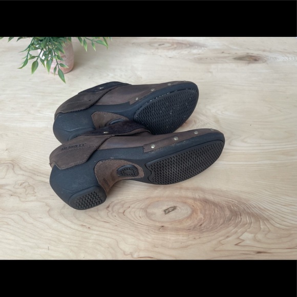 Merrell slip on brown suede leather clogs - Picture 6 of 9
